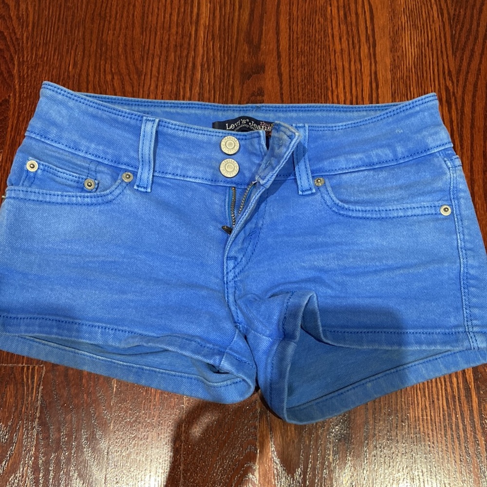 Levi’s Jean shorts